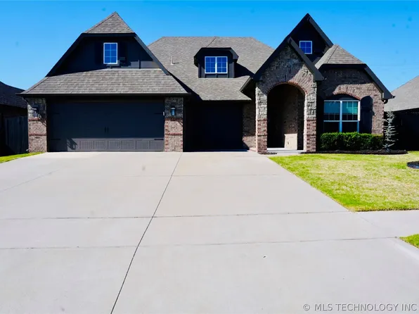 1731 E 136th St, Glenpool, OK 74033