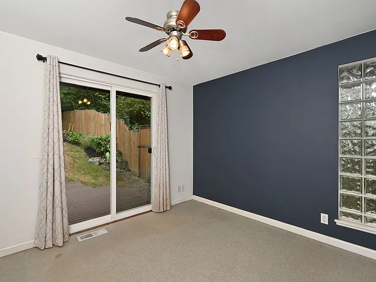 5008 Puget Blvd SW — Photo 14