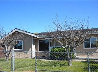 4889 Crane St, Eureka, CA 95503
