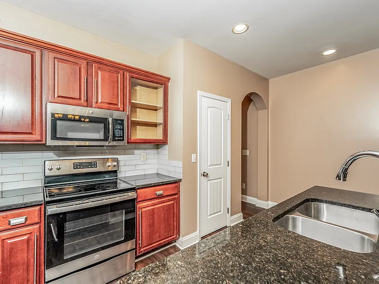 5707 Park Side Rd — Photo 8