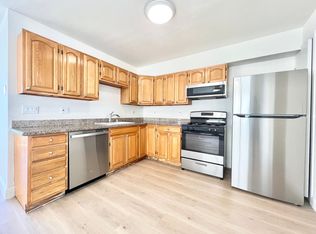 38 Williams Ave #B, San Francisco, CA 94124