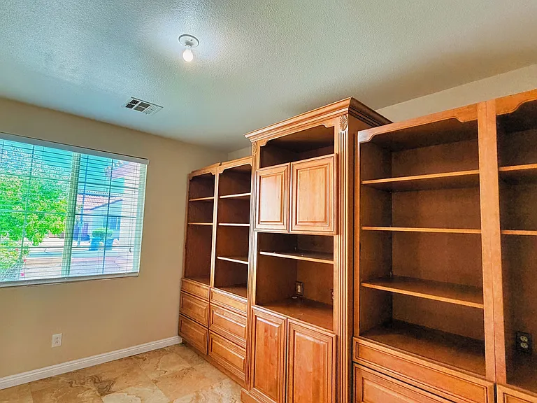 7225 Fern Meadow St — Photo 30