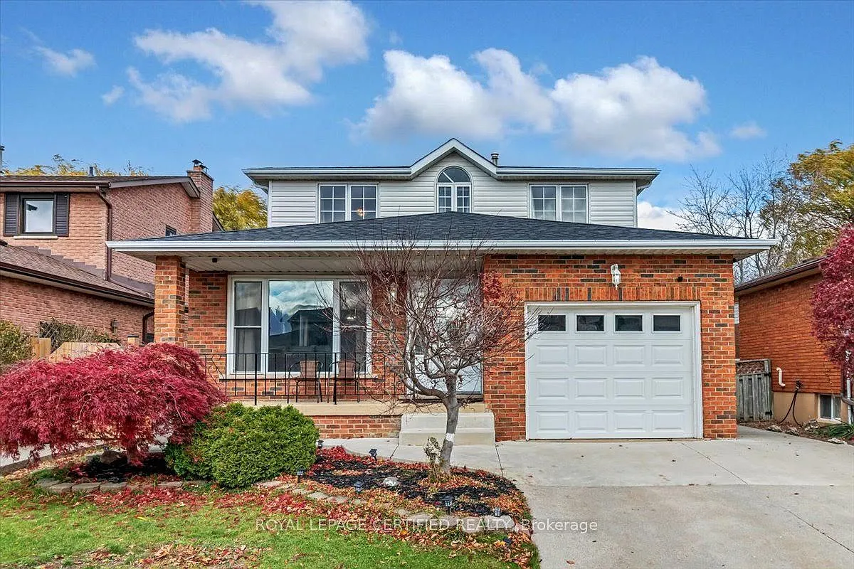 35 Trenholme Cres photo 1