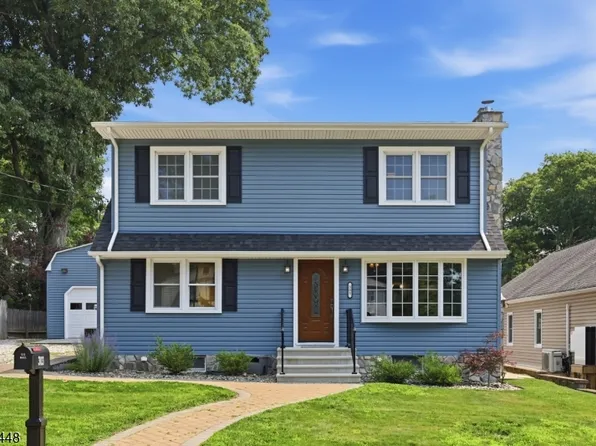 303 W End Ave, Hopatcong Boro, NJ 07843