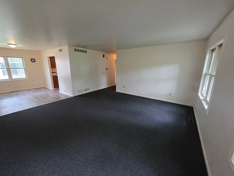 165 Atkinson St #7 — Photo 6