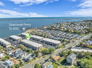 330 Shore Dr APT E-8, Highlands, NJ 07732