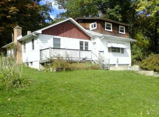 313 Crocus St, Williams Bay, WI 53191