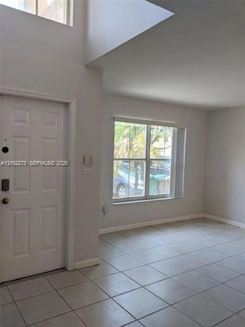 210 Mahogany Ter th 210, Davie, FL 33325 — Photo 3