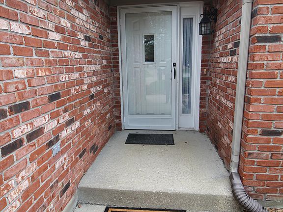 3rd image of 134 Bradford Pl