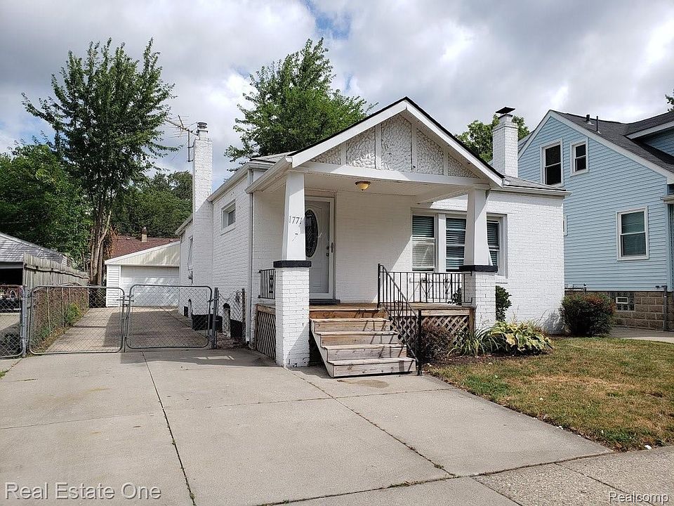 1771 Academy St, photo 2