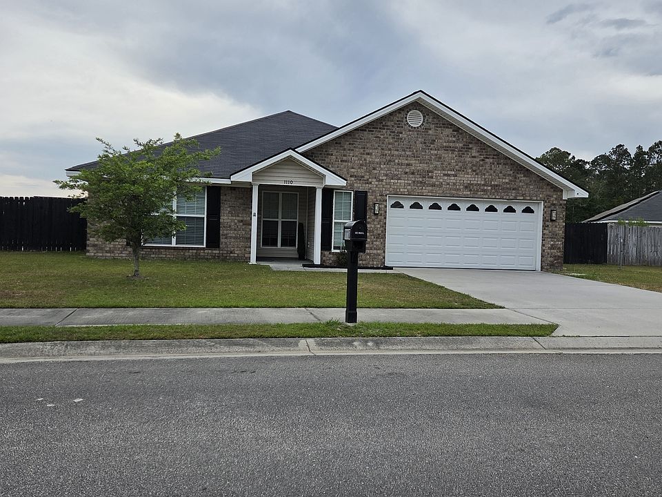 1st image of 1110 Creekside Cir