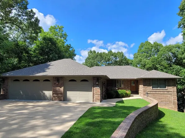 109 Edgehill Pl, Bull Shoals, AR 72619