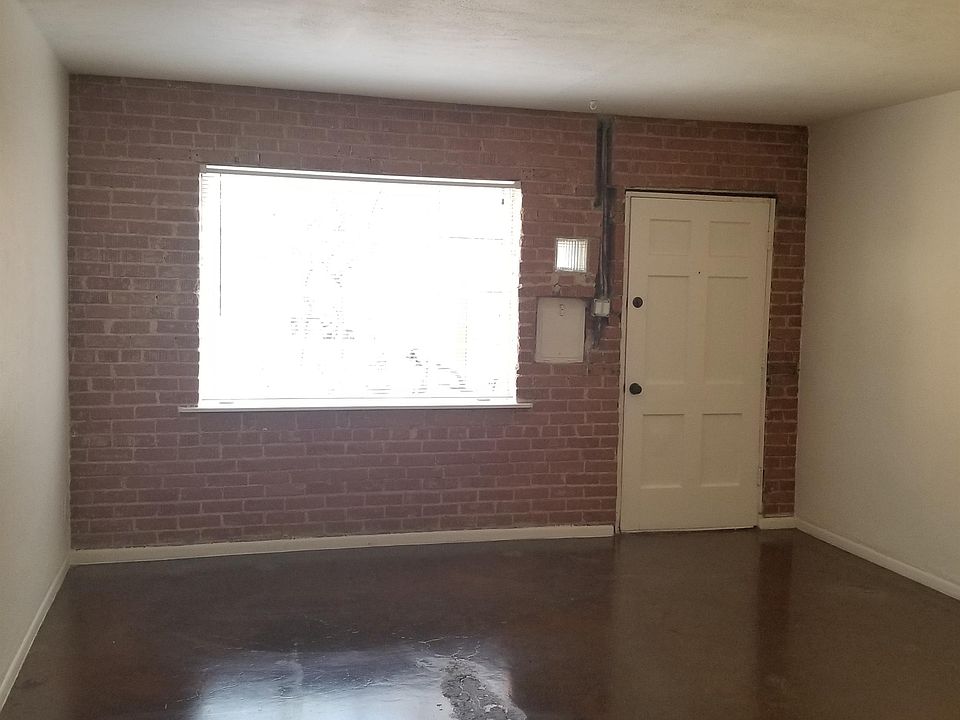 1st image of 602 W Roosevelt St #2