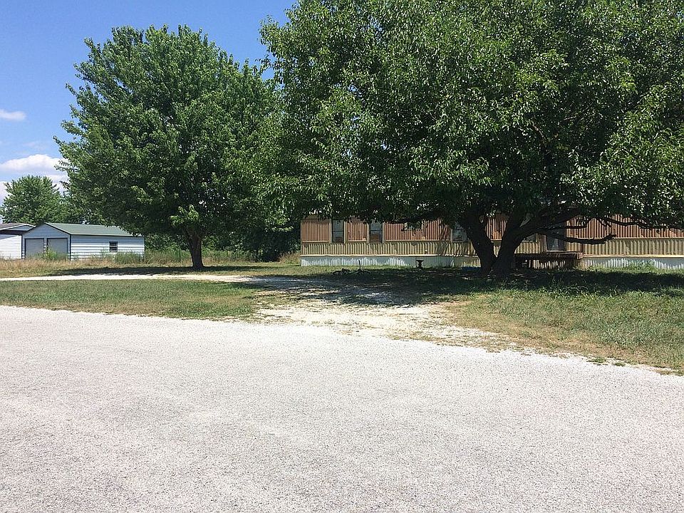 2nd image of 274 Maplewood Dr