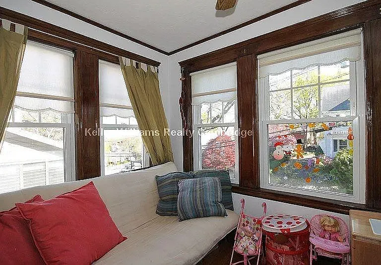 133 Fells Ave — Photo 8