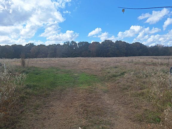 2nd image of County Road 3070