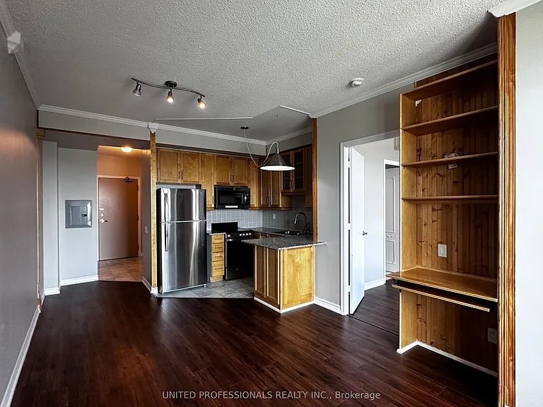 60 Byng Ave #1812 — Photo 5