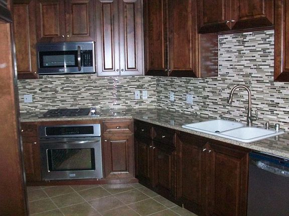 2nd image of 4824 Tujunga Ave Unit 205