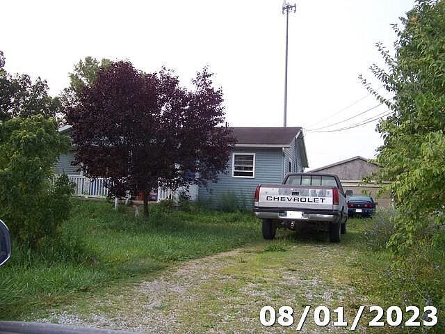 2nd image of 1123 Gebhardt St