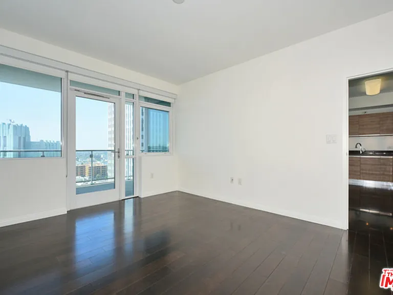 3785 Wilshire Blvd #908 — Photo 10