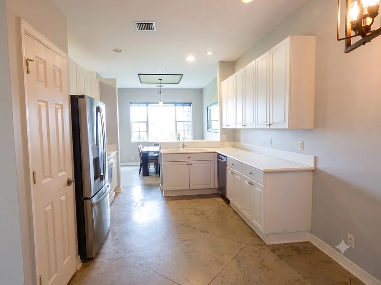 30 Beechdale Ln — Photo 7