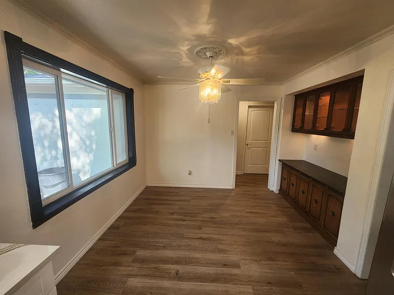 2417 Muret St — Photo 3