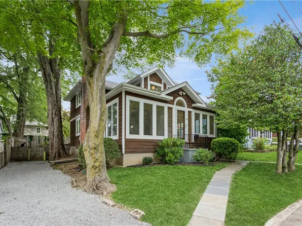 8 Ridgeland Manor, Rye, NY 10580