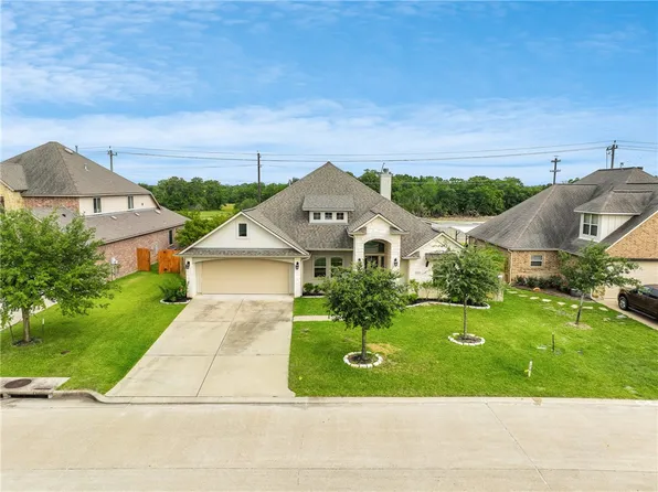 4507 Tonbridge Dr, College Station, TX 77845