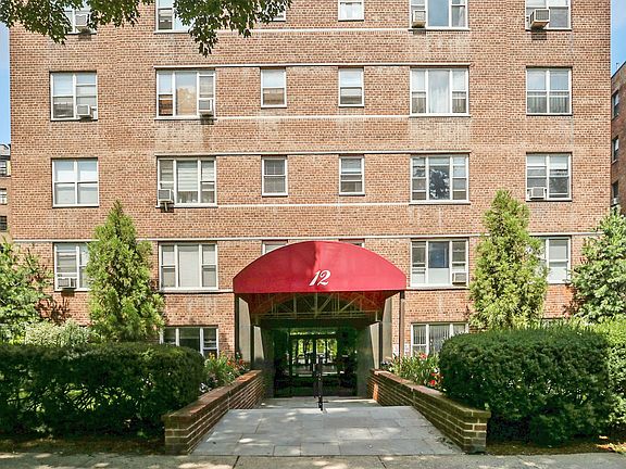 12 Westchester Ave #2D ( 001of 25).jpg