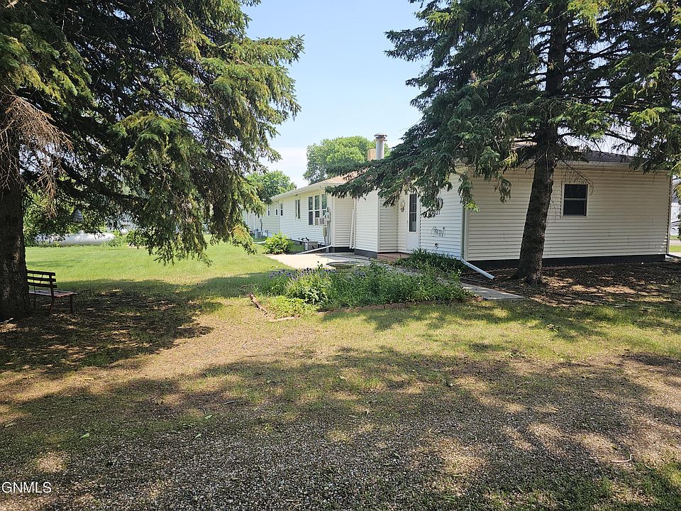 818 6th Ave, Edgeley, ND 58433 Zillow