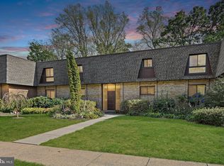 11619 Vantage Hill Rd UNIT 1A, Reston, VA 20190