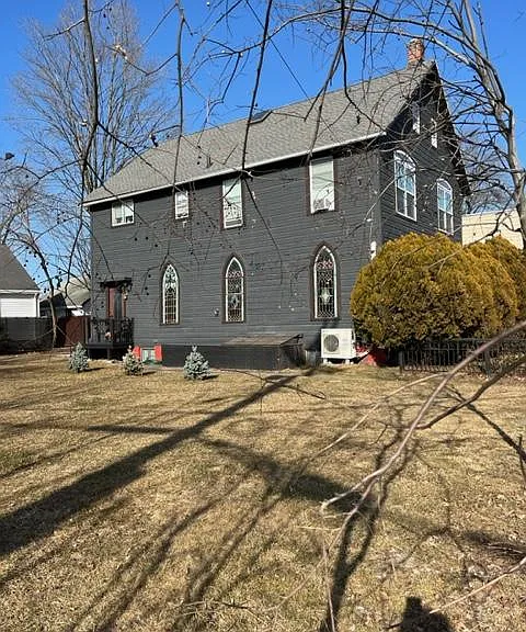 131 Franklin St #1 — Photo 2