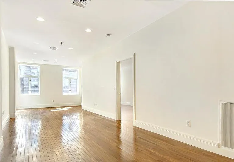 66 Franklin St #5A — Photo 4