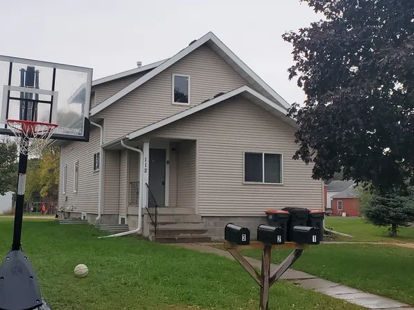 112 5th St S #1, Gaylord, MN 55334