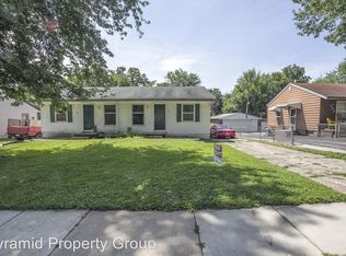121 E Watrous Ave, Des Moines, IA 50315