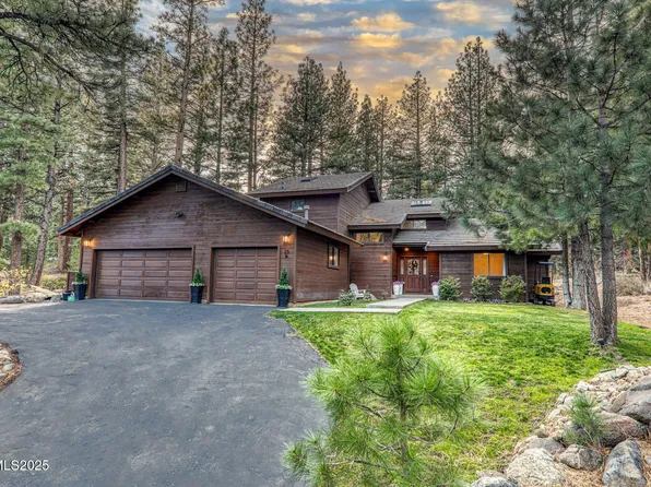 25 Winterberry Ct, Reno, NV 89511