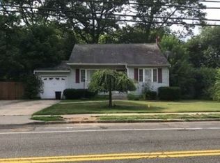 194 Norwood Ave, Pt Jefferson Station, NY