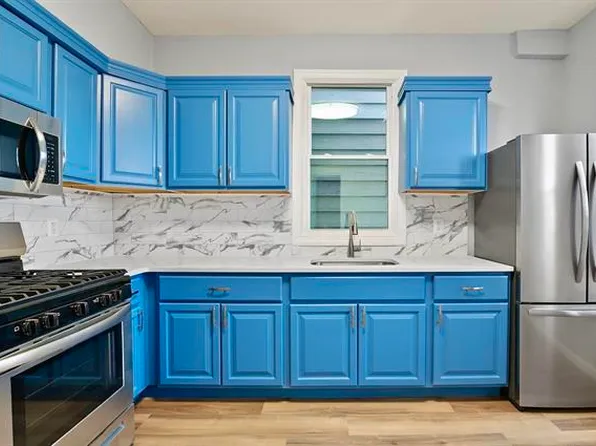 149 Wegman Pkwy Floor 1, Jersey City, NJ 07305