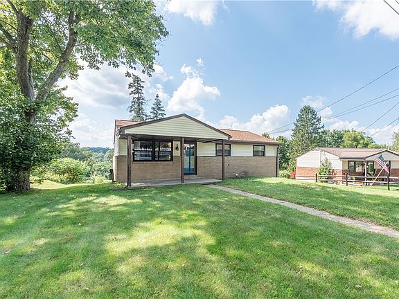 3rd image of 4057 Crestwood Dr