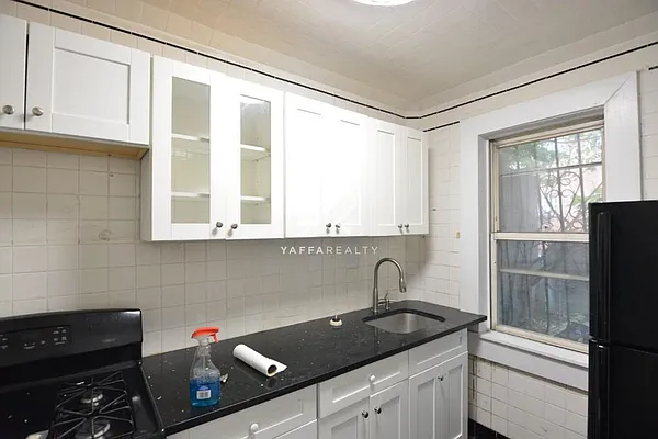 Rented by Yaffa Realty LLC | media 63