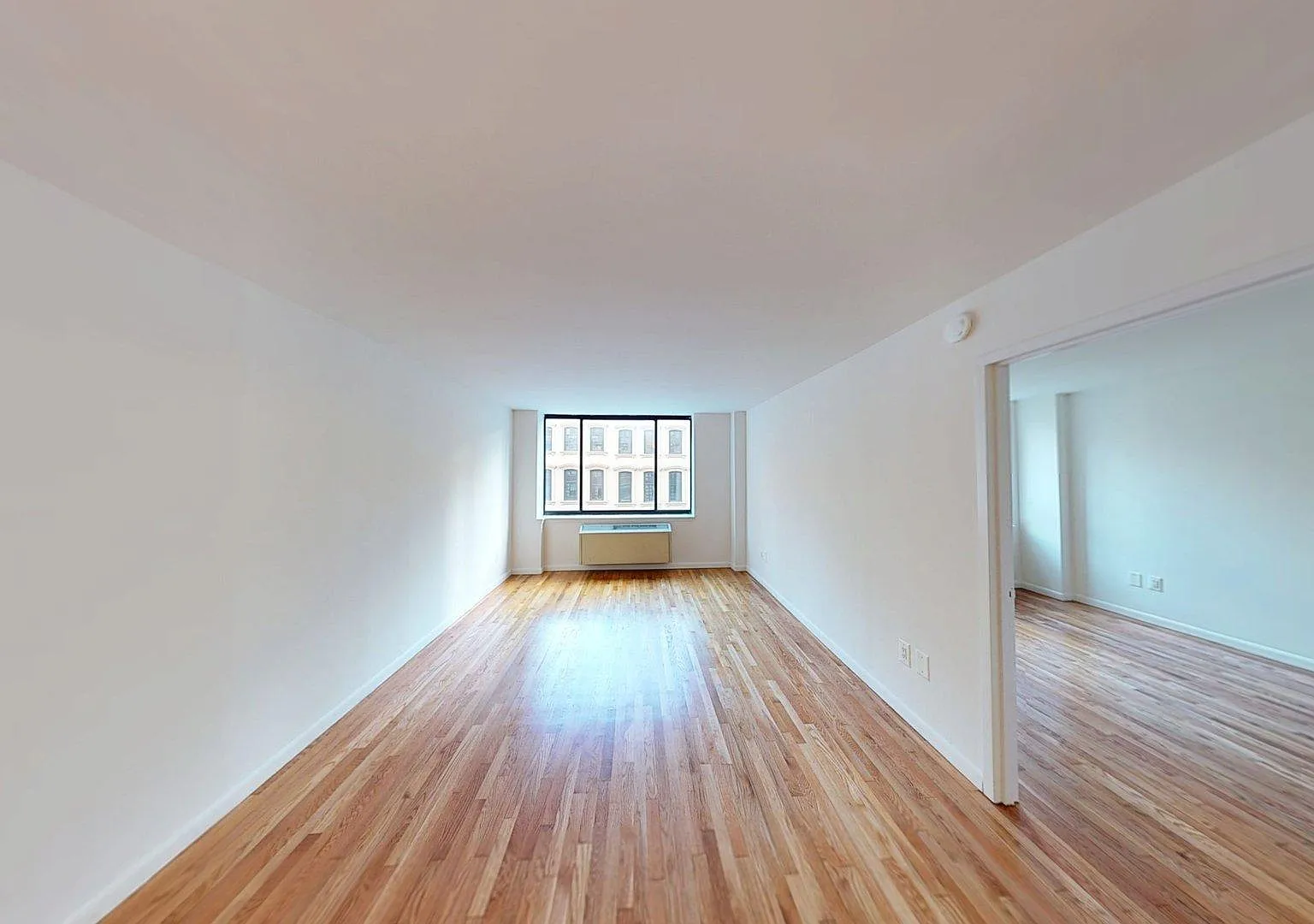 121 Reade Street — Photo 2