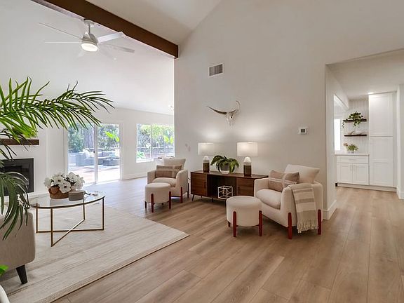 4th image of 10641 Canyon Lake Dr
