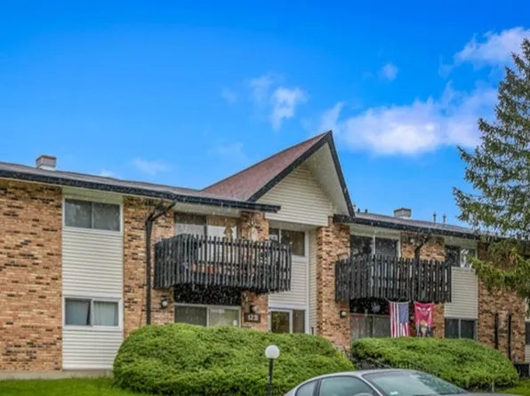 12B Kingery Quarter Rd #208, Willowbrook, IL 60527