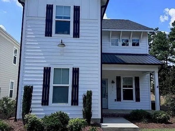 271 Legacy Lakes Way