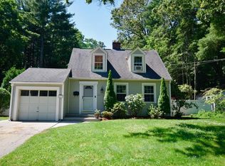 417 Maple Rd, Longmeadow, MA 01106
