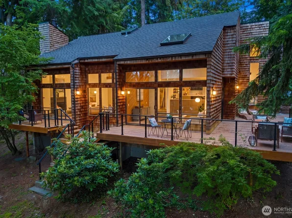 11730 Clearview Dr, Edmonds, WA 98026