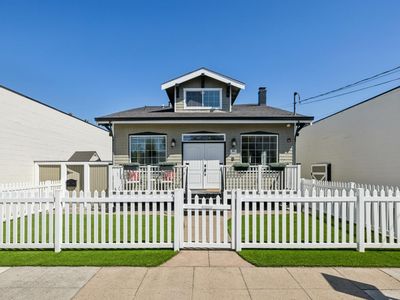 917 Howard Ave, Burlingame, CA, 94010