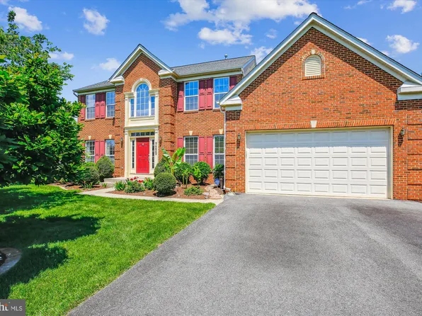 7229 Antares Dr, Gaithersburg, MD 20879