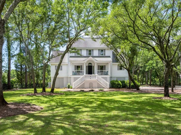 352 Calais Ave., Georgetown, SC 29440