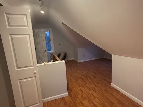 318 Front St, New Haven, CT 06513